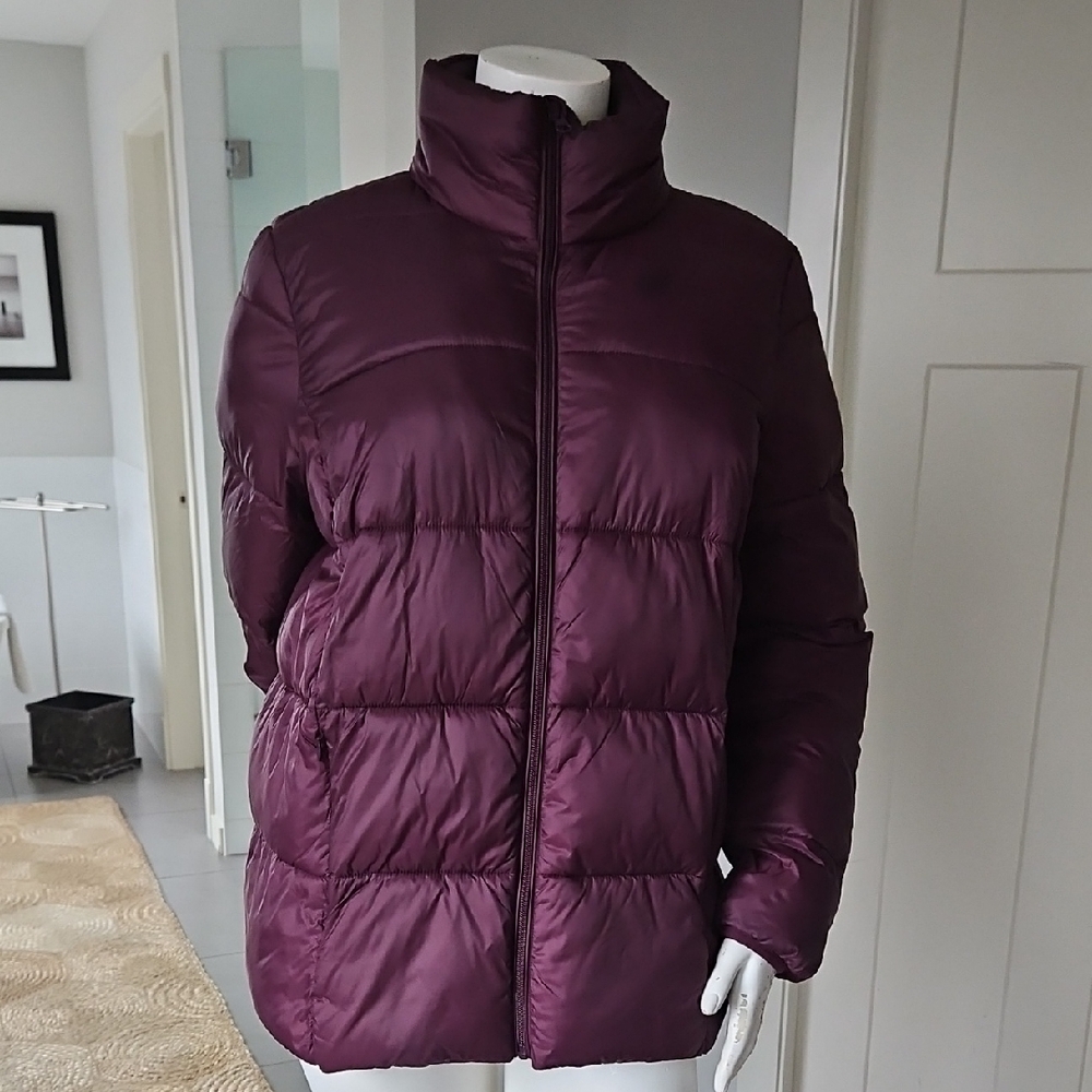 Size Large Joe Fresh Women's Burgundy Puffer Jacket